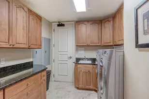 464 Golden Gate Point, Sarasota, FL 34236 - Photo 42