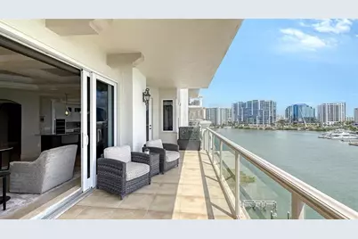 464 Golden Gate Point #702, Sarasota, FL 34236 - Photo 38