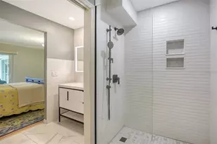 4234 Gulf of Mexico Dr, Longboat Key, FL 34228 - Photo 18