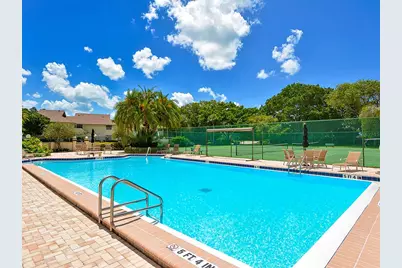 4234 Gulf Of Mexico Drive #E2, Longboat Key, FL 34228 - Photo 20