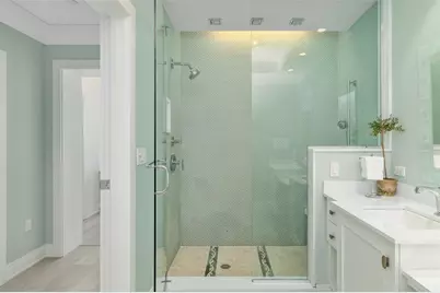 915 Seaside Drive #407, Sarasota, FL 34242 - Photo 32