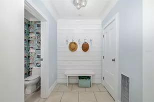 915 Seaside Dr, Sarasota, FL 34242 - Photo 8