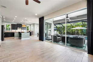 7500 Aguila Dr, Sarasota, FL 34240 - Photo 10