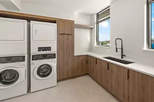 5507 Calle Del Invierno, Sarasota, FL 34242 - Photo 30