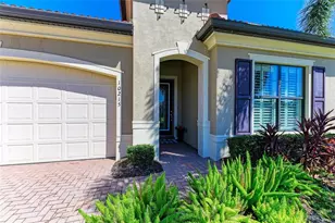 10215 Marbella Dr, Bradenton, FL 34211 - Photo 4