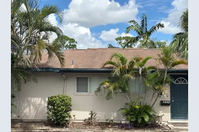 927 Byron Lane #13-B, Sarasota, FL 34243 - Photo 1