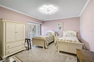 3890 Wilshire Cir, Sarasota, FL 34238 - Photo 14