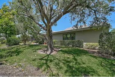 3890 Wilshire Circle #27, Sarasota, FL 34238 - Photo 44