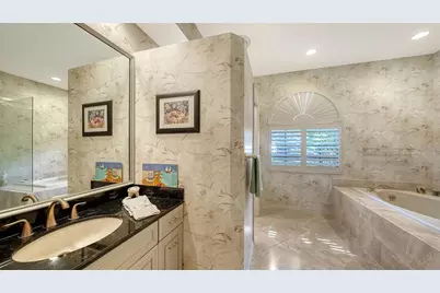 7340 Villa D Este Drive, Sarasota, FL 34238 - Photo 30