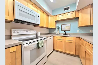 21267 Gertrude Avenue #114, Port Charlotte, FL 33952 - Photo 6
