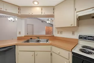 4152 Center Pointe Cir, Sarasota, FL 34233 - Photo 16