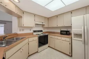 4152 Center Pointe Cir, Sarasota, FL 34233 - Photo 14