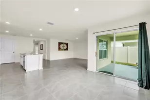 7518 Rosewood Garden Loop, Tampa, FL 33637 - Photo 8