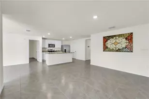 7518 Rosewood Garden Loop, Tampa, FL 33637 - Photo 8