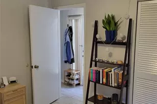 4835 Winslow Beacon, Sarasota, FL 34235 - Photo 4