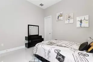 8921 Artisan Wy, Sarasota, FL 34240 - Photo 52