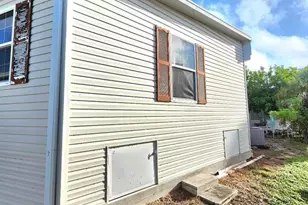 1706 Iowa Ave, Bradenton, FL 34207 - Photo 6