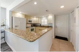 1230 Gulf Blvd, Clearwater Beach, FL 33767 - Photo 8