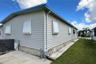 5619 Bayshore Rd, Palmetto, FL 34221 - Photo 38