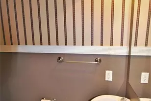 7648 Plantation Cir, Bradenton, FL 34201 - Photo 6