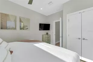 329 Beach Rd, Sarasota, FL 34242 - Photo 32