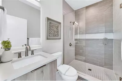 329 Beach Road #B, Sarasota, FL 34242 - Photo 38