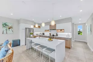 329 Beach Rd, Sarasota, FL 34242 - Photo 22