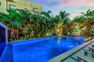 329 Beach Rd, Sarasota, FL 34242 - Photo 14