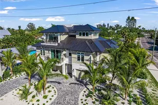 401 77th St, Holmes Beach, FL 34217 - Photo 82