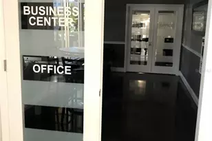 2755 Coconut Bay Ln, Sarasota, FL 34237 - Photo 18