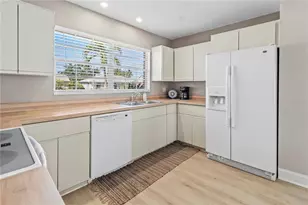 5207 88th St W, Bradenton, FL 34210 - Photo 24