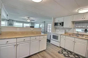 5316 53rd Ave E, Bradenton, FL 34203 - Photo 10