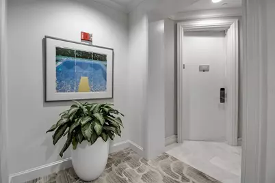 1241 Gulf Of Mexico Drive #109, Longboat Key, FL 34228 - Photo 4
