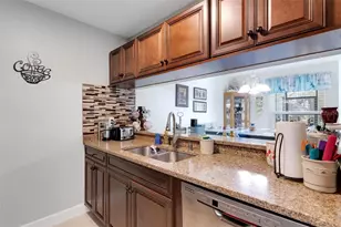 3784 59th Ave W, Bradenton, FL 34210 - Photo 14