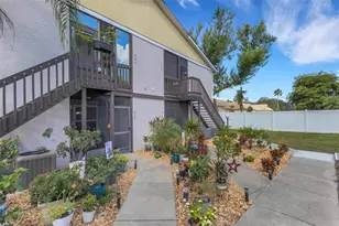 3784 59th Ave W, Bradenton, FL 34210 - Photo 2