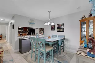 3784 59th Ave W, Bradenton, FL 34210 - Photo 10