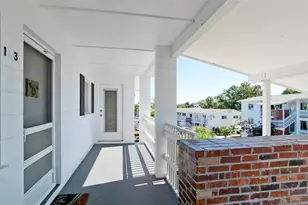 1633 Leisure Dr, Bradenton, FL 34207 - Photo 1