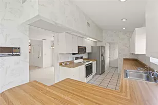 7475 Oak Moss Dr, Sarasota, FL 34241 - Photo 12