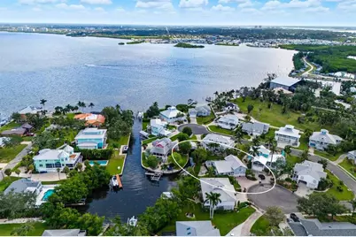 1528 43rd Avenue Drive W, Palmetto, FL 34221 - Photo 2