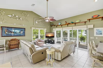 1528 43rd Avenue Drive W, Palmetto, FL 34221 - Photo 6