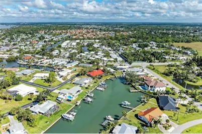 136 Bayview Drive, Nokomis, FL 34275 - Photo 6