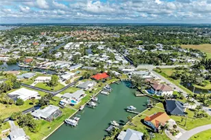 136 Bayview Dr, Nokomis, FL 34275 - Photo 6