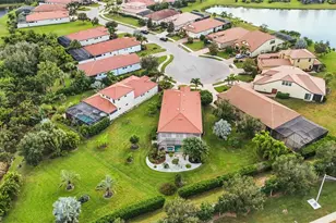 10656 Glencorse Terrace, Bradenton, FL 34211 - Photo 8