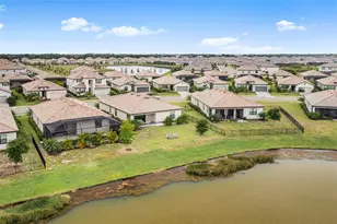 5235 Coral Reef Wy, Bradenton, FL 34211 - Photo 2