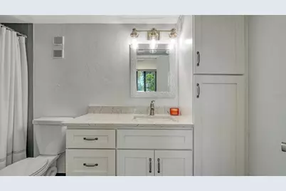 612 Bird Bay Drive S #110, Venice, FL 34285 - Photo 26