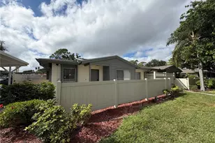 2606 29th Ave W, Bradenton, FL 34205 - Photo 2