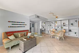 1111 N Gulfstream Ave, Sarasota, FL 34236 - Photo 20