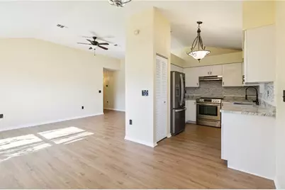 3509 65th Avenue Circle E, Sarasota, FL 34243 - Photo 18