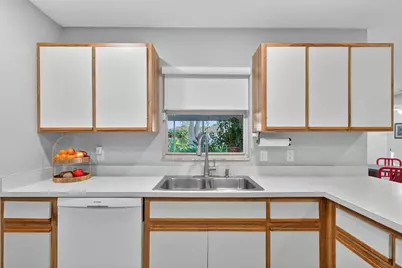 2553 W Scarlet Oak Court, Sarasota, FL 34232 - Photo 24