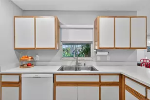 2553 W Scarlet Oak Ct, Sarasota, FL 34232 - Photo 24